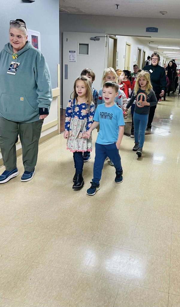 Kindergarten Caroling Trip