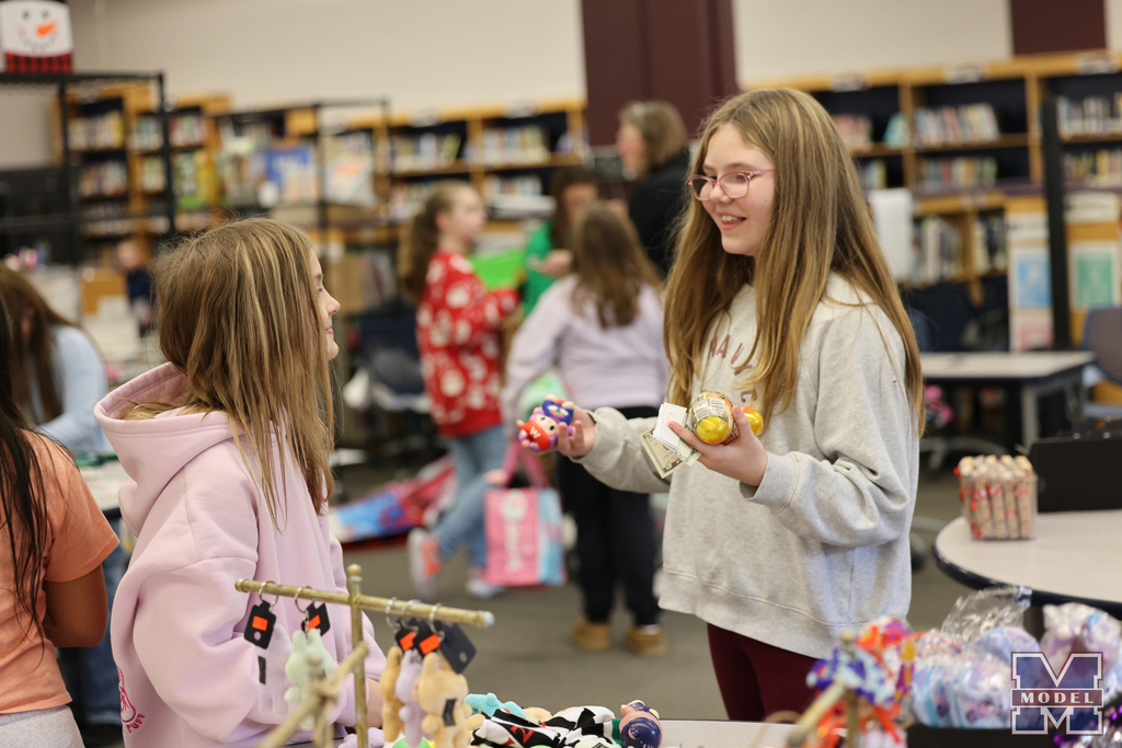 SantasWorkshop_social-10