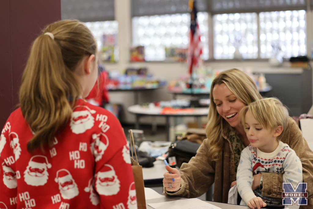 SantasWorkshop_social-05