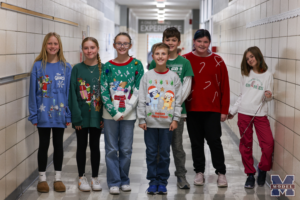 HolidaySpiritWeek_social-05