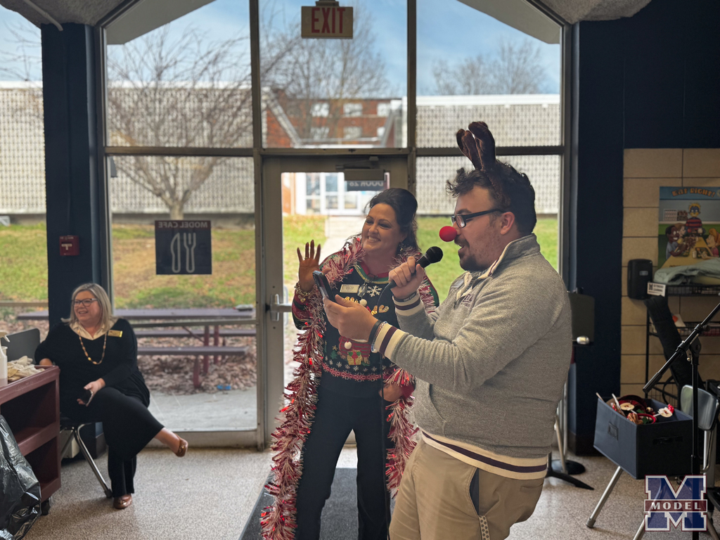 HolidaySpiritWeek_social-06