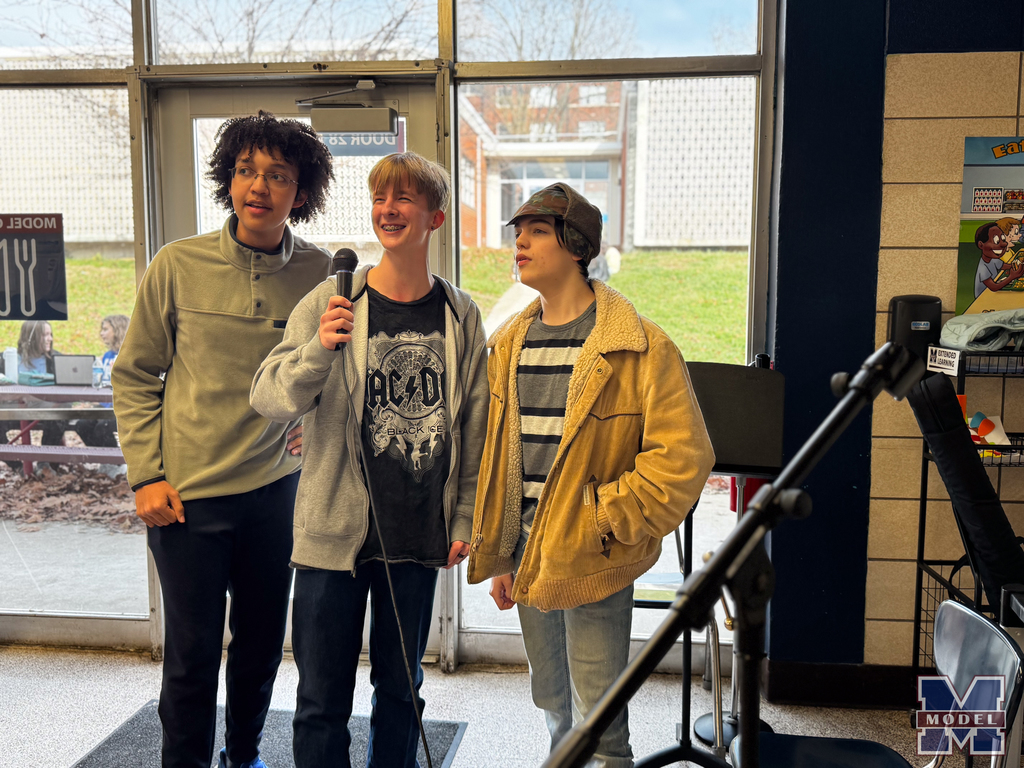 HolidaySpiritWeek_social-09