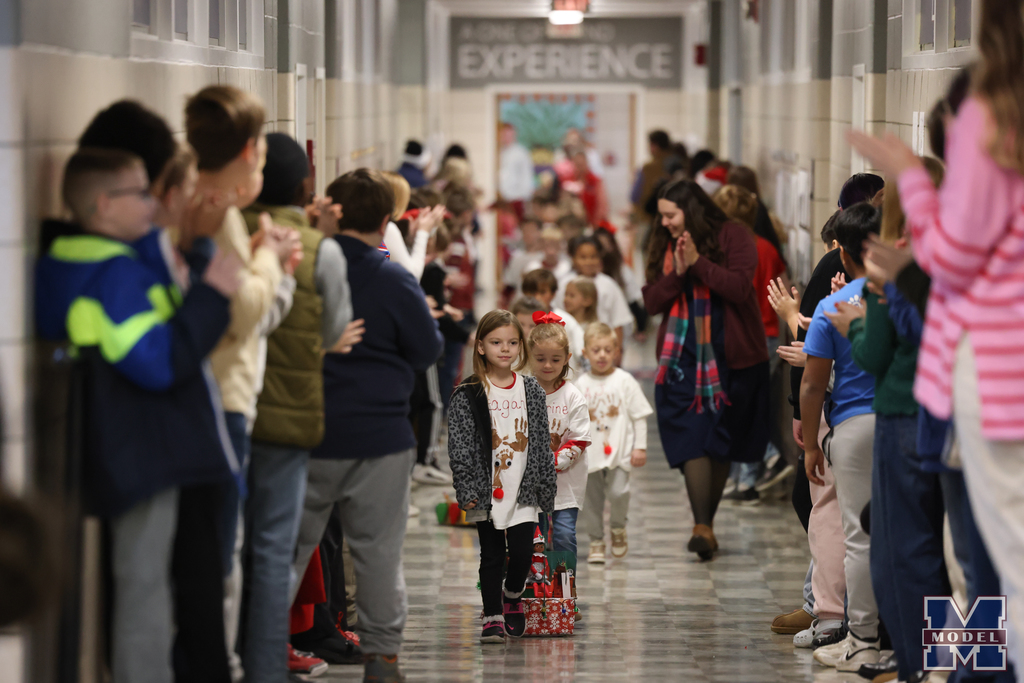 Kindergarten Holiday Traditions Parade