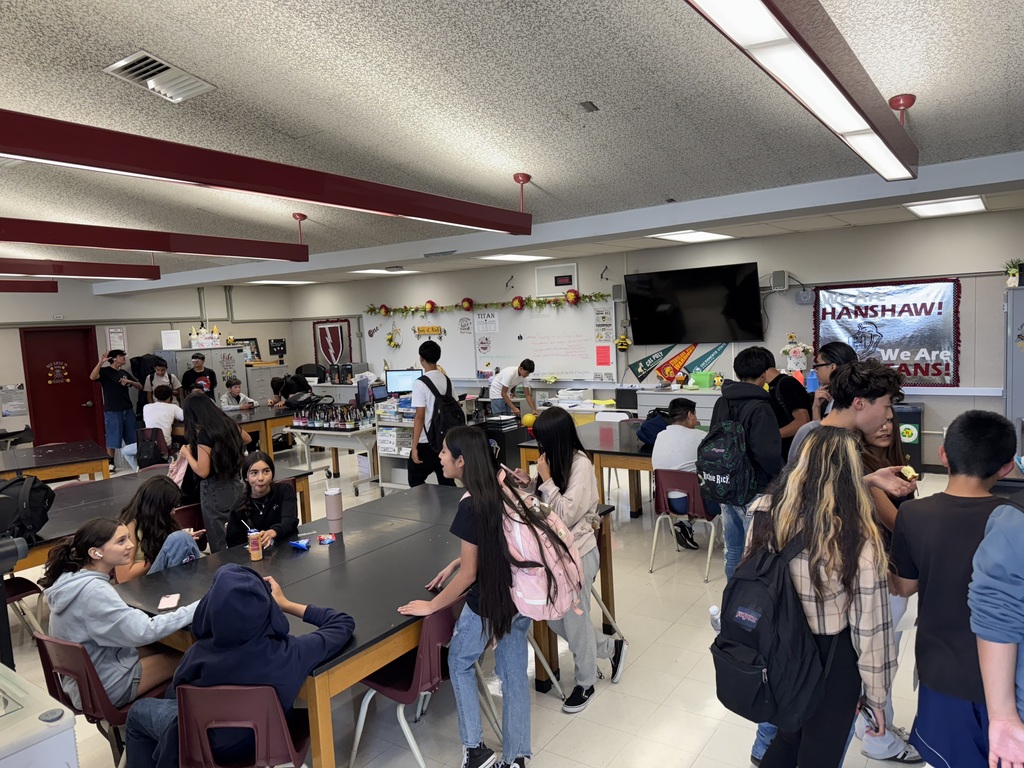 Room B101 is open for students to play lunchtime games