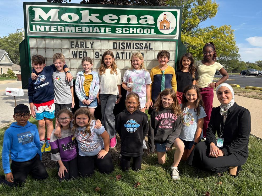 Mokena Intermediate School Journalists in the new Journalism Club