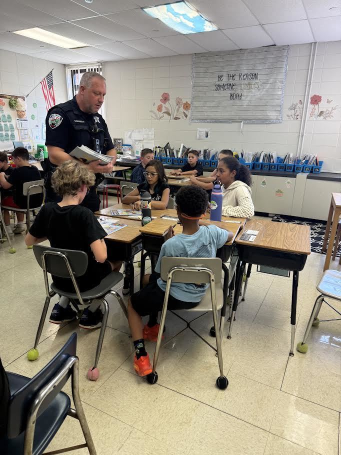 Office Czarnecki with his DARE students.