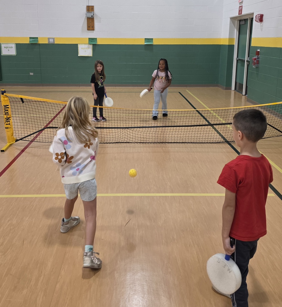 pickleball students