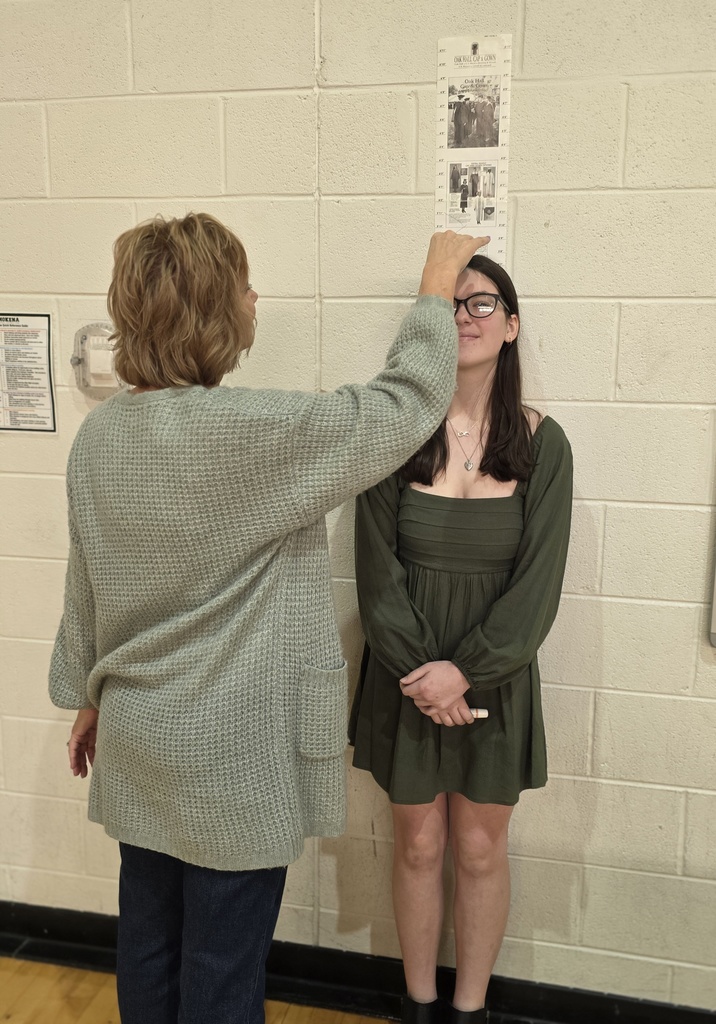 8th grade pictures and measurement for caps and gowns