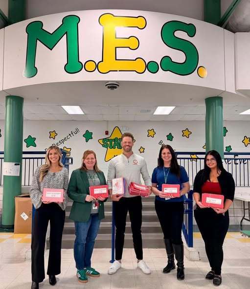 valentines day cards donated to seniors