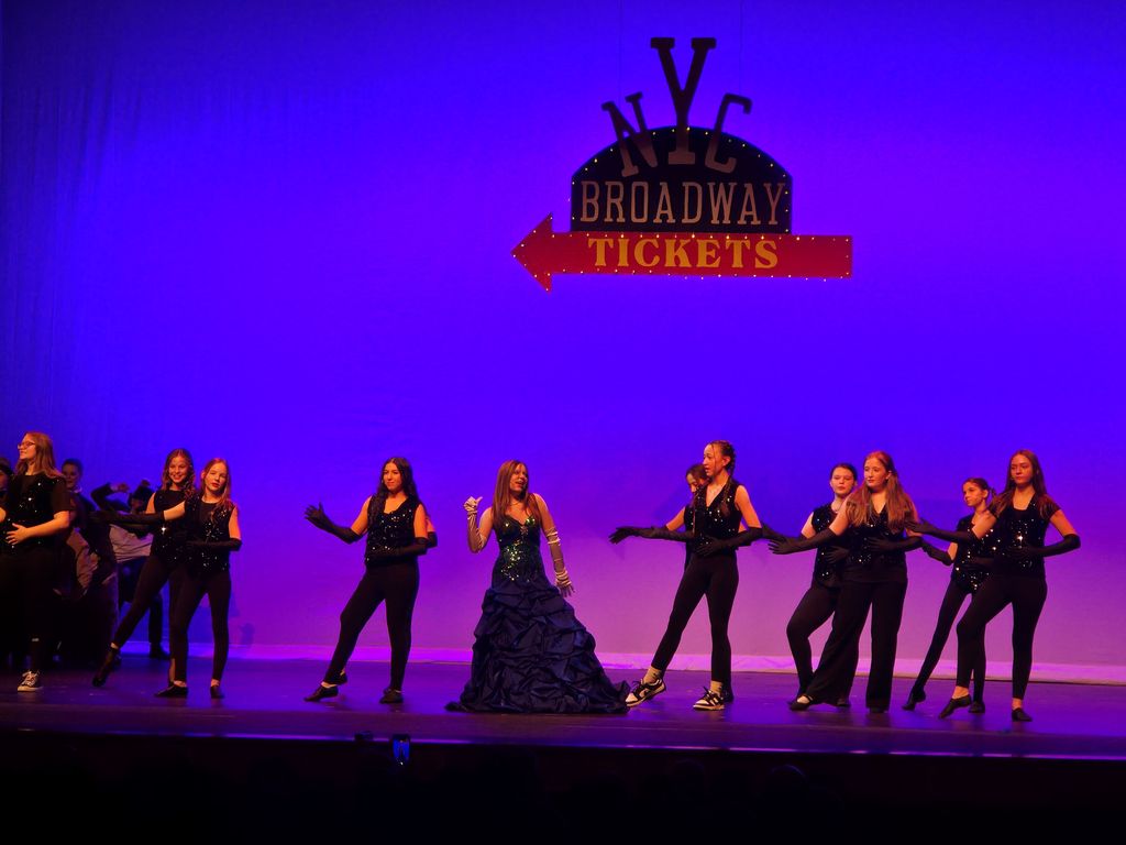 annie jr musical performers