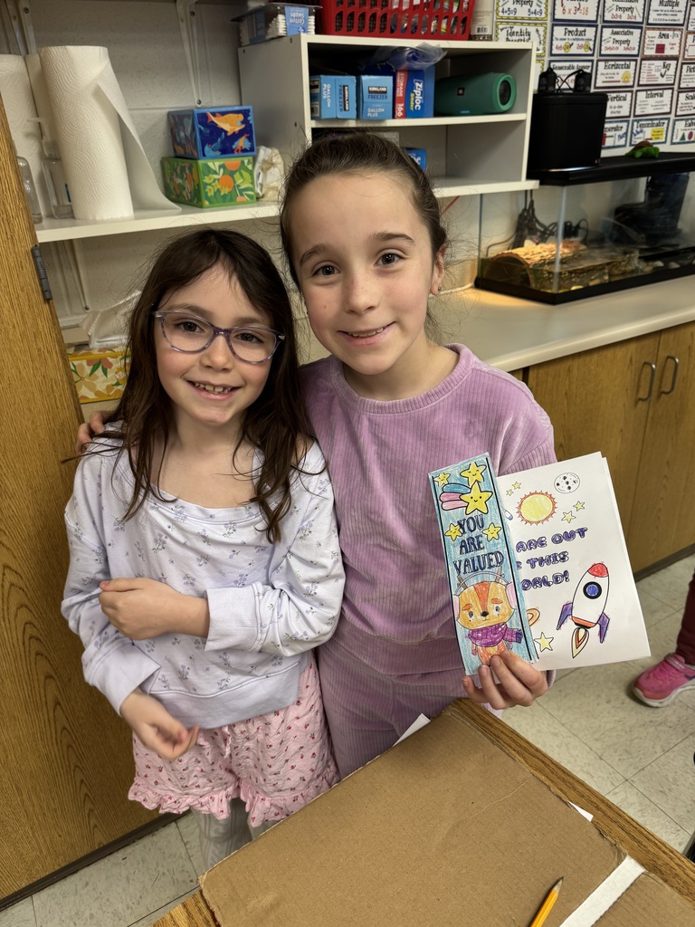 1st and 3rd grade budies with the cards and bookmarks