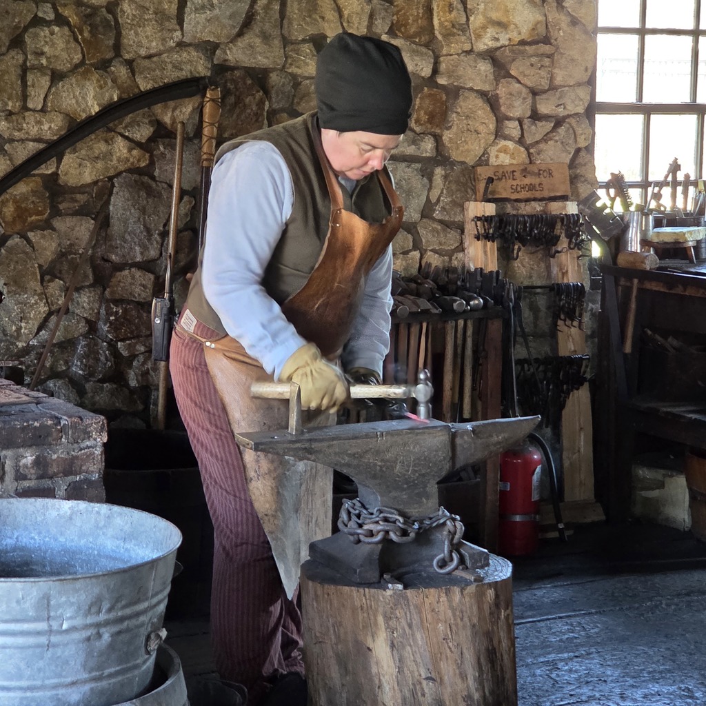 students at naper settlement
