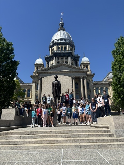 students on trip to springfield