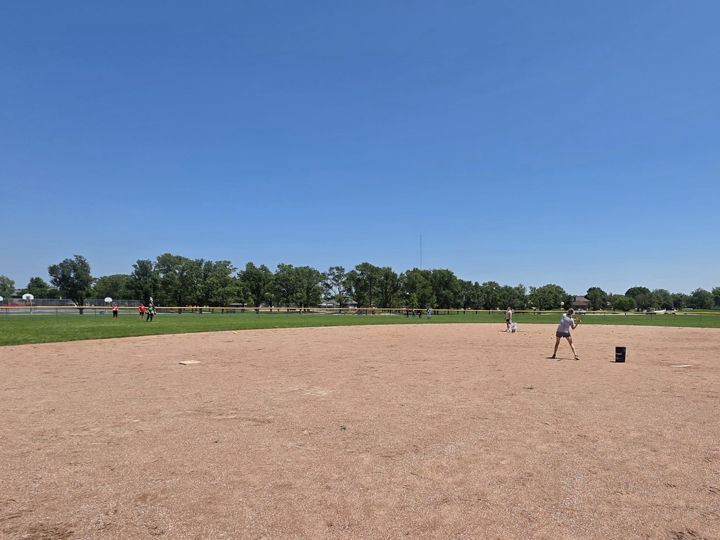 students participating in summer sparks classes