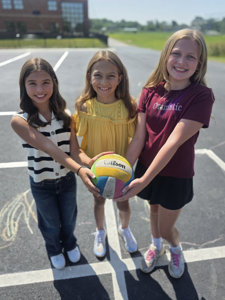 mis students at recess