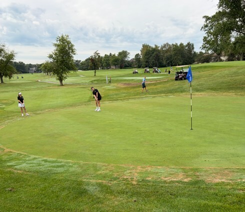 golfers at sectionals