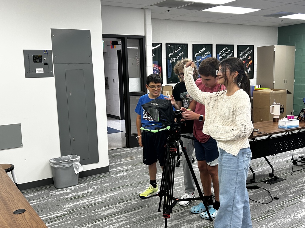 Meteor broadcasting club working on the announcements