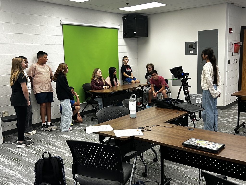 Meteor broadcasting club working on the announcements