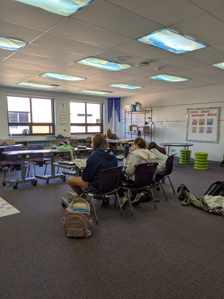 students reading books