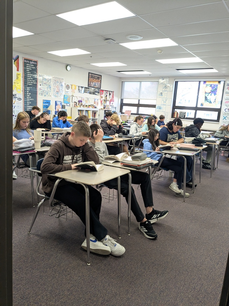 students reading books