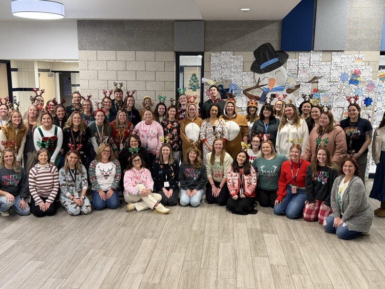 From our Ross Park Family to yours, we wish you a very Merry Christmas & a Happy New Year! We will see you in 2026! 