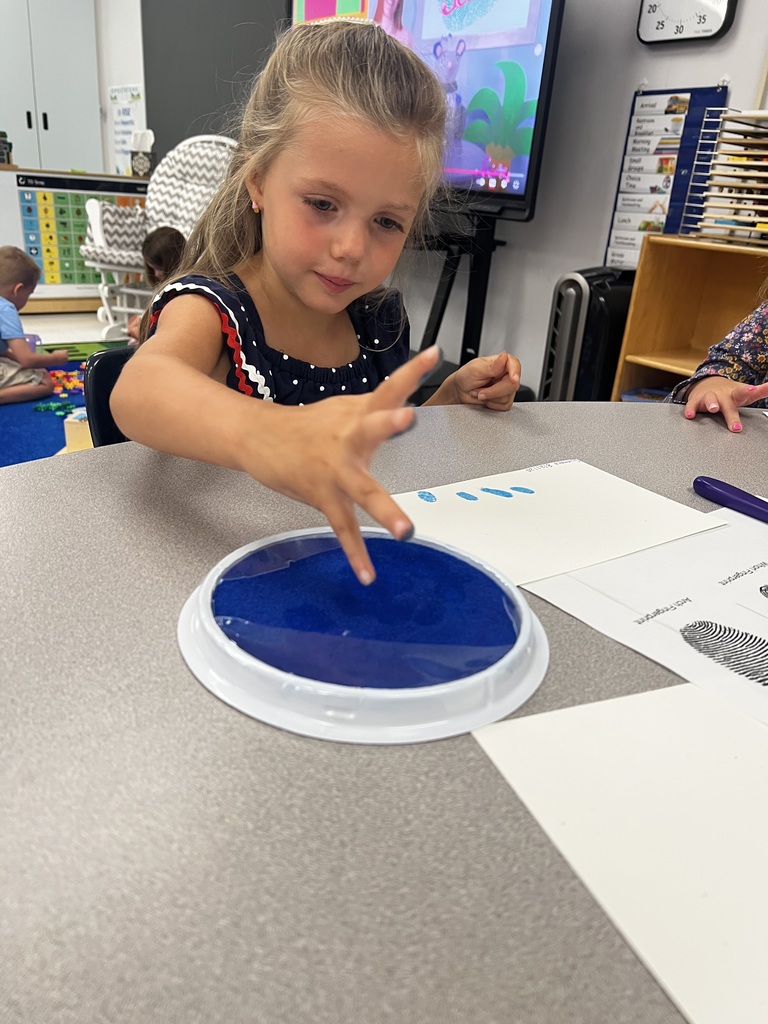 our class did an investigation of their fingerprints, and learned about the different types (Whorl, Arch, and Loop.)