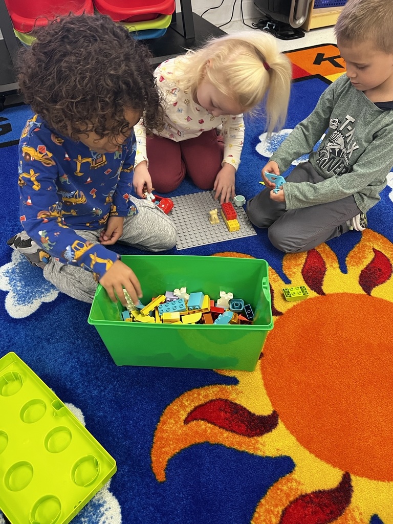 Guess what we discovered today? Mystery Science taught us the amazing story of how LEGO bricks were invented! After that, we became inventors ourselves—working in teams to build creative, one-of-a-kind masterpieces!”