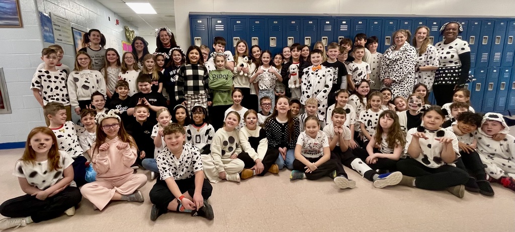 Fourth grade celebrating 101 days of fun!