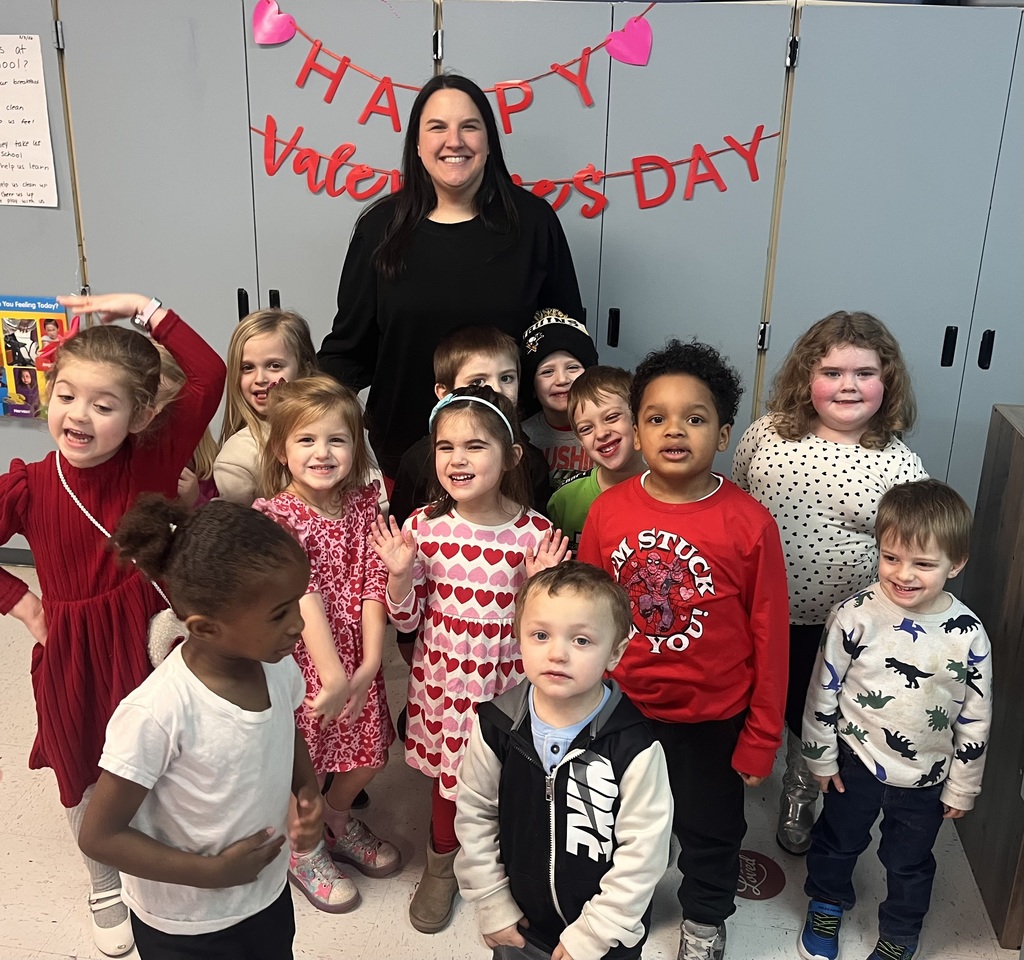 Miss Laura and Mrs. Tammy's class has been learning about community helpers and hidden heroes. Today for Valentine's Day they delivered some Valentine's to hidden heroes around our school! 
