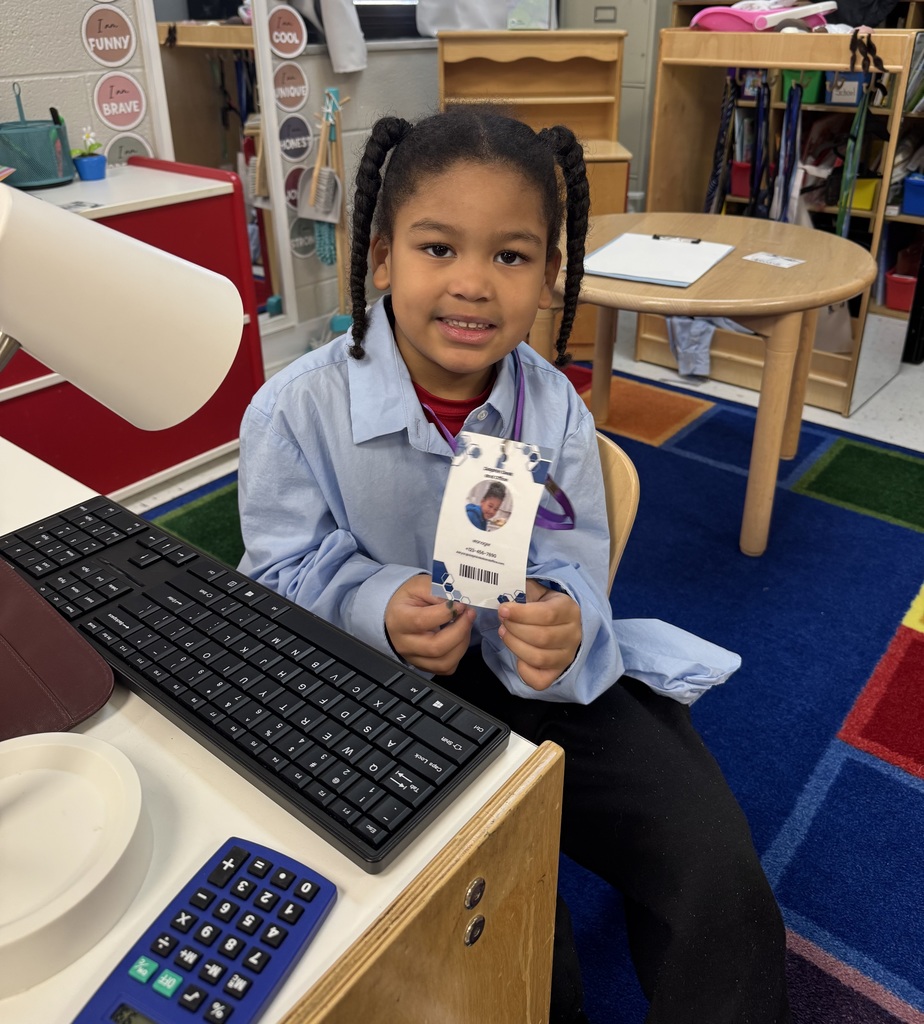 Busy little workers hard at play! 🐬💼 Mrs. Maeleah and Mrs. Katie’s preschool class had so much fun running the “Dolphin Desk & Office” center in their classroom this week! 