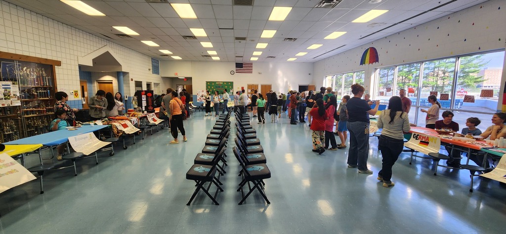 wide shot of the International and Arts festival