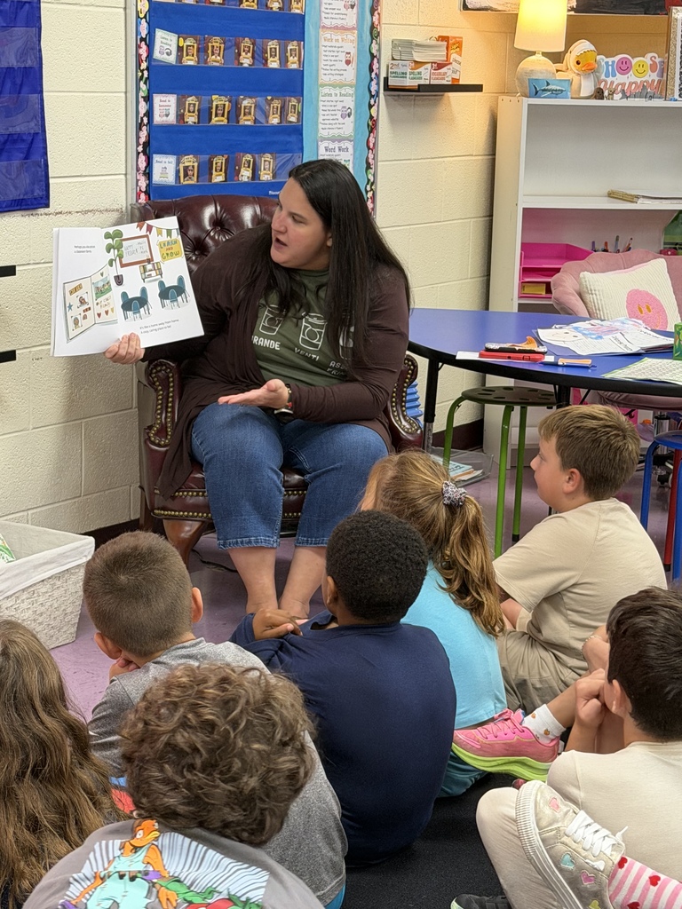 mrs. matyasovsky reading to mrs wise's class