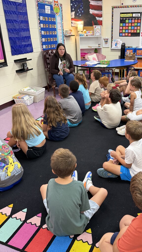 mrs. matyasovsky reading to mrs wise's class