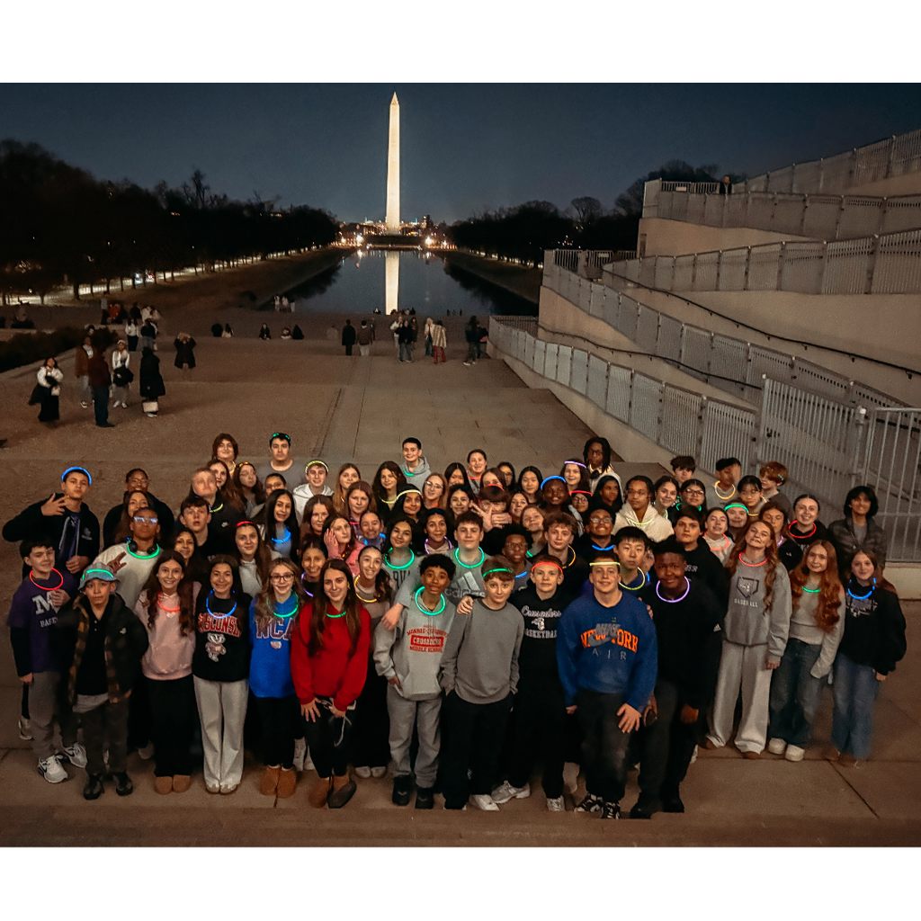 LEAD students in front of the Washington Monument 