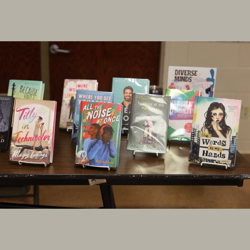 All the noise at once, diverse minds 