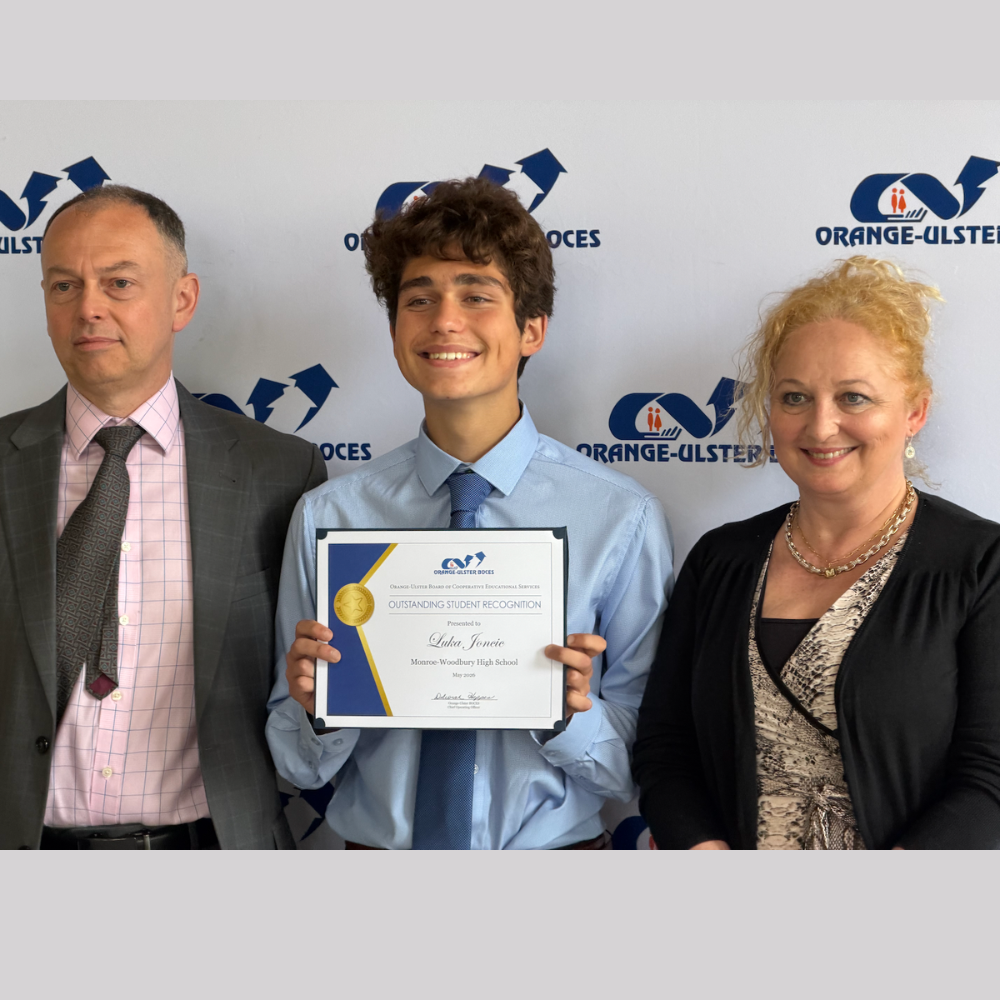 orange-ulster boces, student holding a certificate