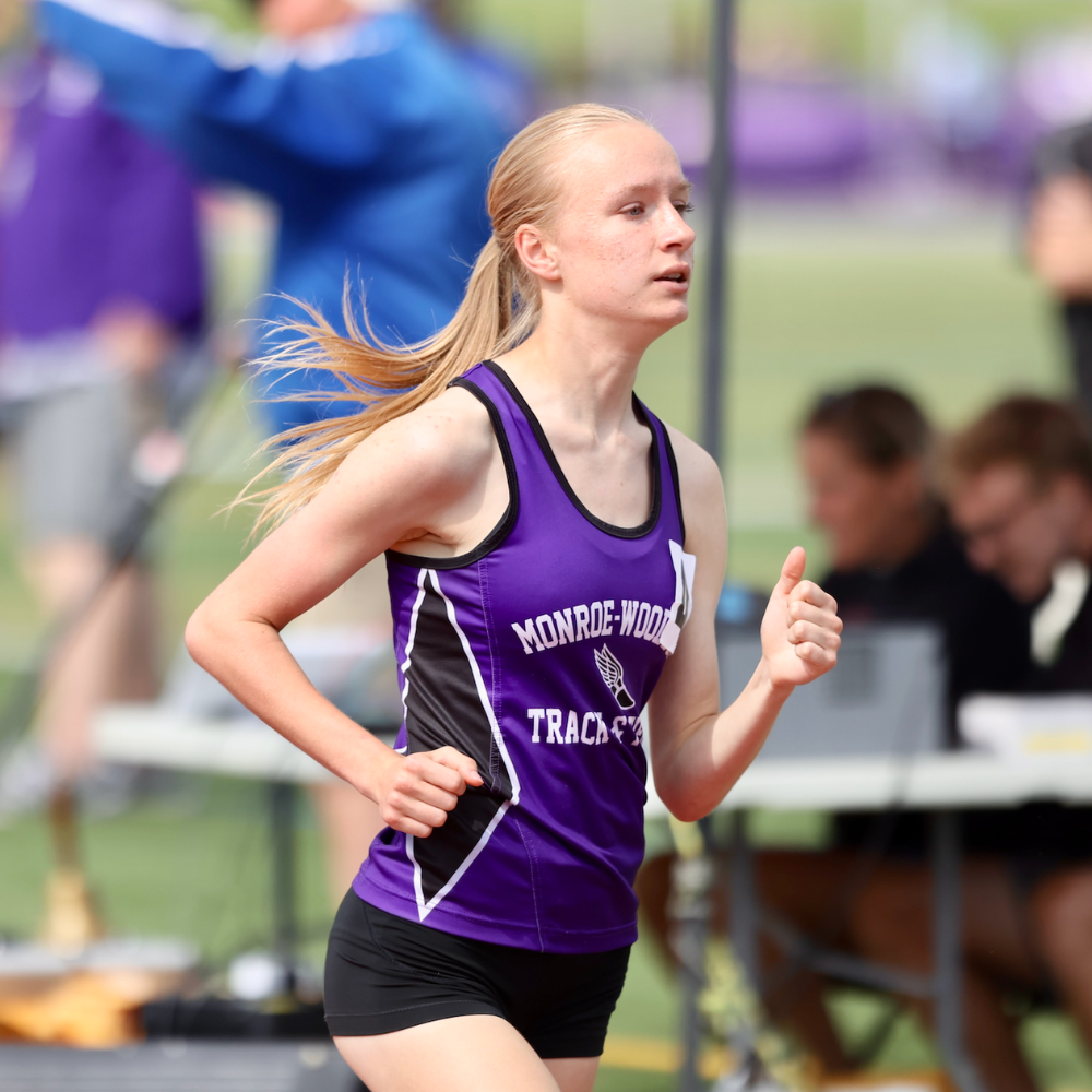 student running monroe-woodbury track & field