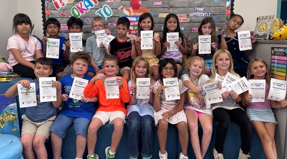 Students with Reading Rockstar Awards