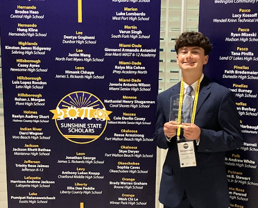 CSHS Student Nathaniel Shugarman is the MCSD Sunshine State Scholar