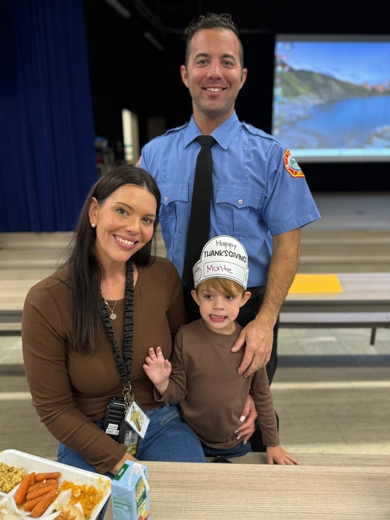 Thanksgiving Family Lunch with Pre-K