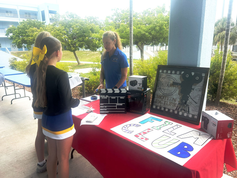 kids signing up for film club