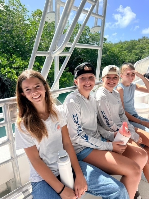 students on the glass bottom boat