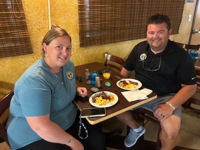 volunteers at breakfast