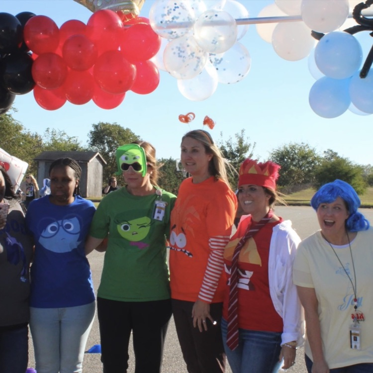 KB Sutton Elementary celebrated our annual Costume Parade on Friday. Our parking lot was filled with creativity, laughter, and so many amazing costumes today!