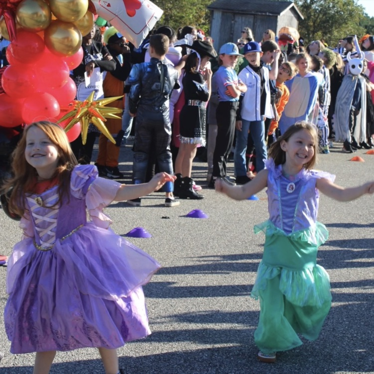 KB Sutton Elementary celebrated our annual Costume Parade on Friday. Our parking lot was filled with creativity, laughter, and so many amazing costumes today!