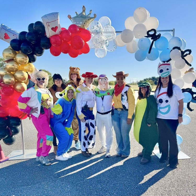 KB Sutton Elementary celebrated our annual Costume Parade on Friday. Our parking lot was filled with creativity, laughter, and so many amazing costumes today!