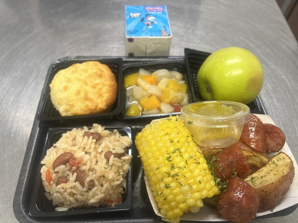 low country boil lunch tray