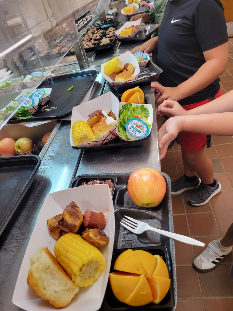 low country boil serving line