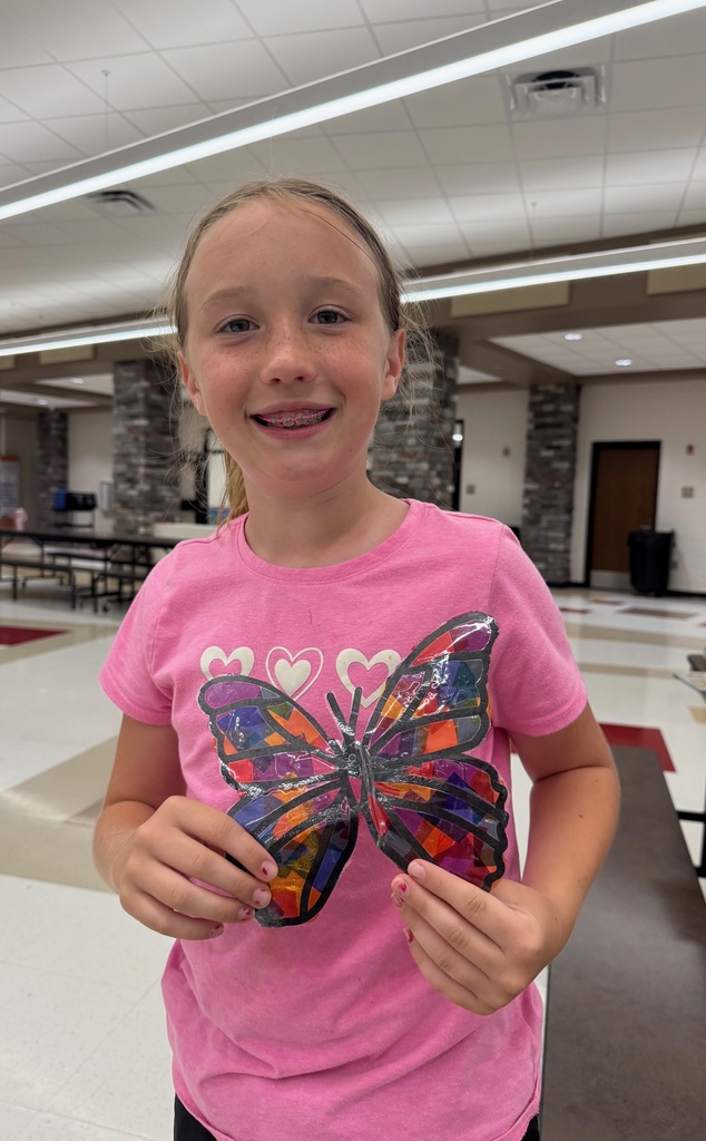 From squishy science with oobleck to decorating bird houses and crafting stained glass butterflies, our summer school students are mixing creativity with learning this summer!