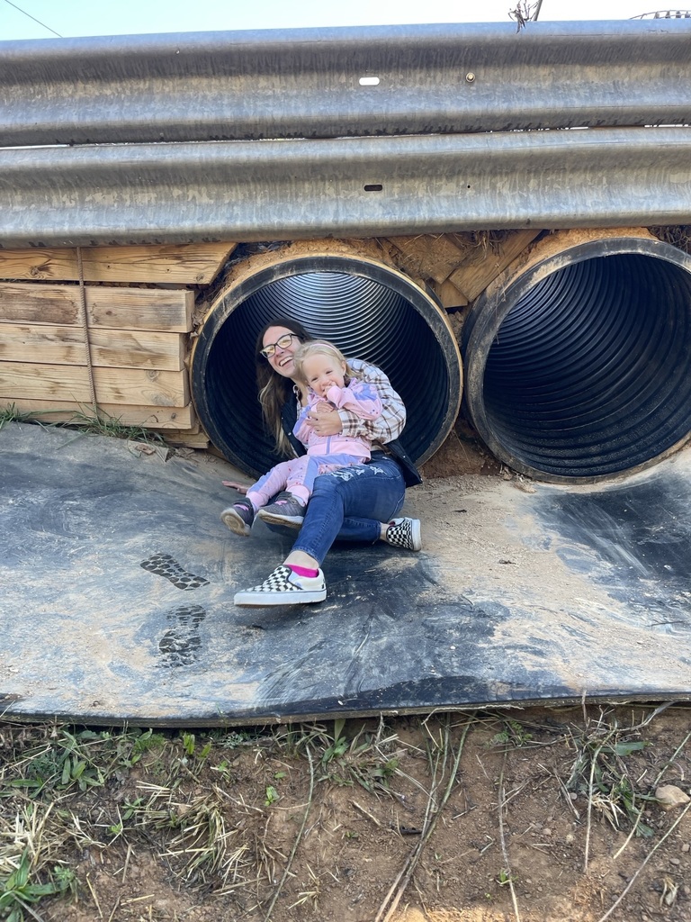 EHS enjoyed a trip to the Sunset View Pumpkin Patch .